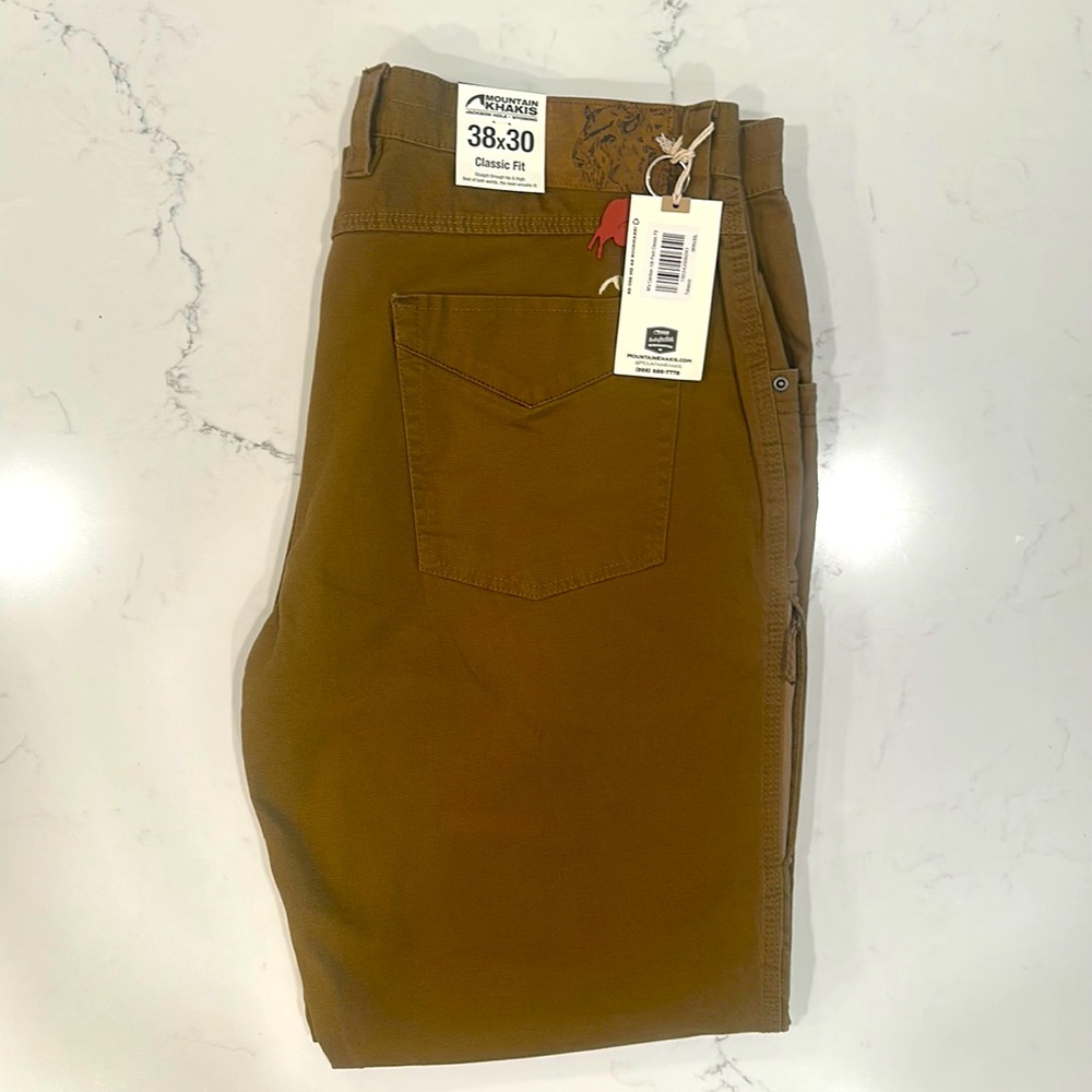 NWT Mountain Khakis 38x30 Color:Tobacco classic fit